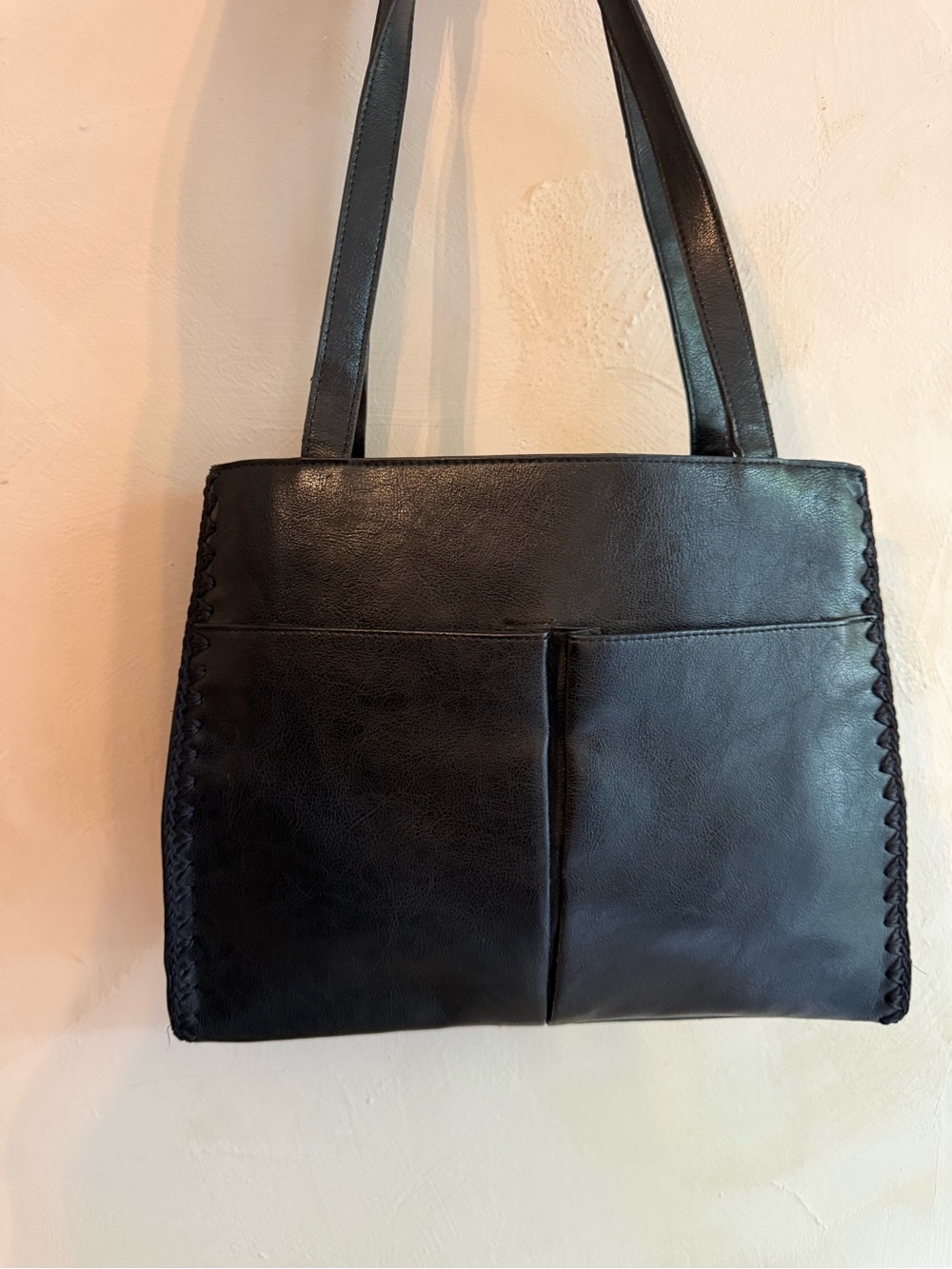 Classic Black Faux Leather Women's Shoulder Handbag With Side Stitching